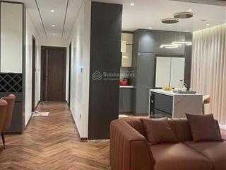 Nhà em bán lại căn hộ 162m², 4pn tòa cc hancom số 603 lạc long quân, giá 86tr/m2.  0888 486 ***