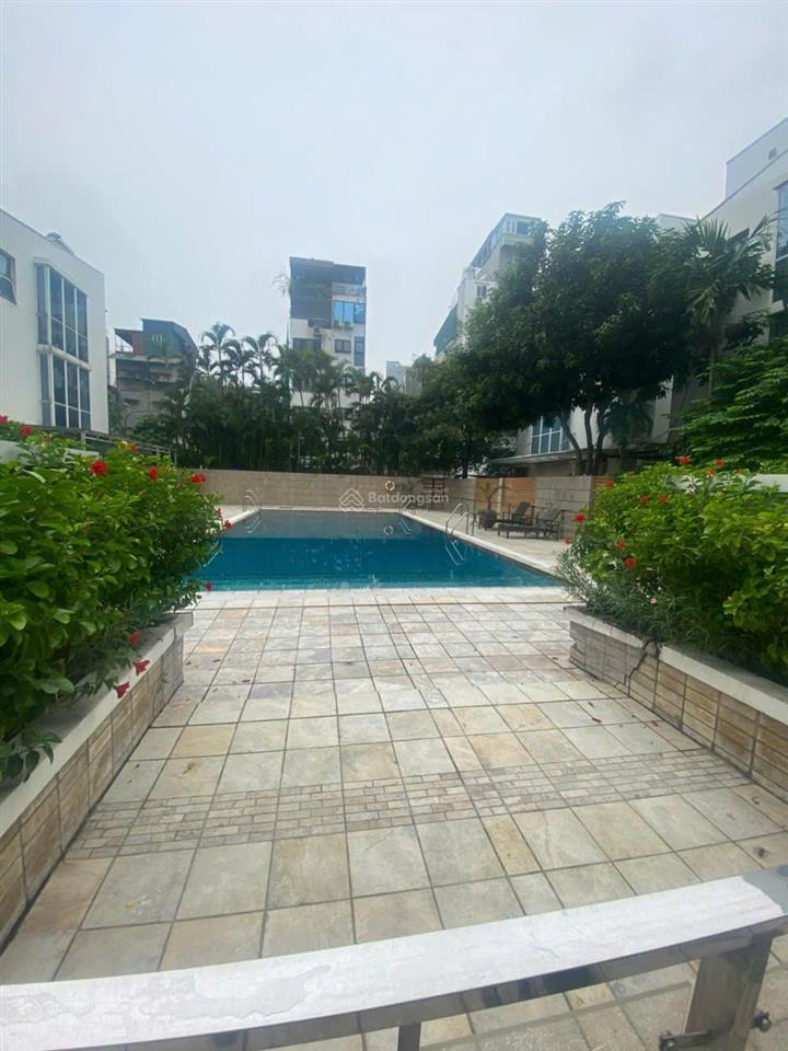 Nhà em cho thuê căn hộ 150m2, 3pn full giá 28tr toà golden westlake số 151 thuỵ khuê.  0888 486 ***
