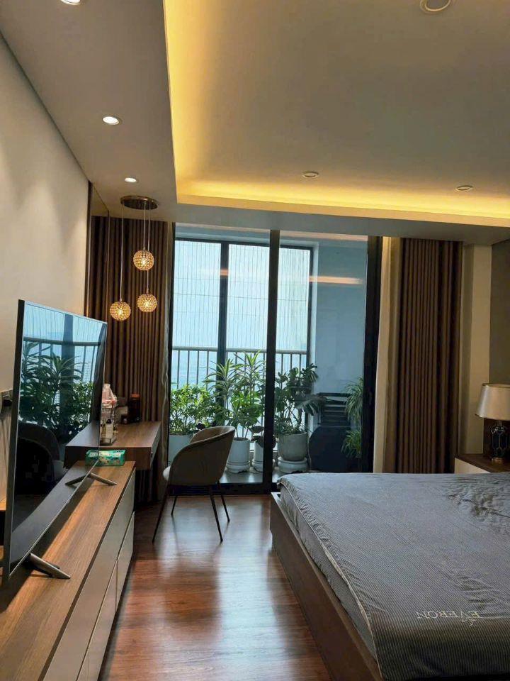 Chính chủ bán lại Căn hộ Penhouse Tòa Taseco N01T4 Ngoại Giao Đoàn 220m2 view hồ.LH 0983814882.