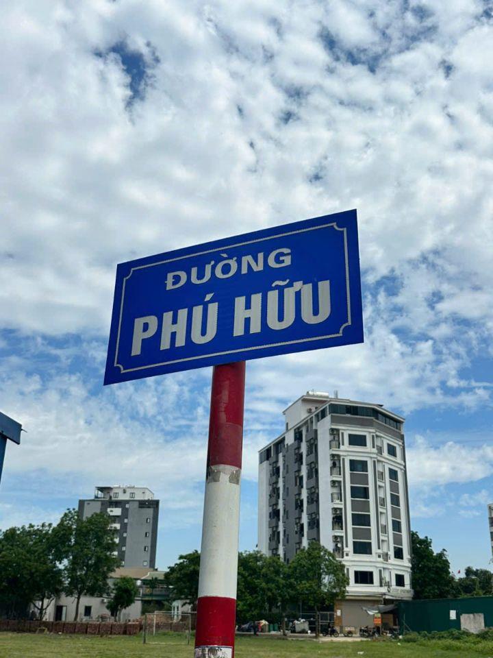 Chính chủ bán đất đường Phú Hữu-Hòa Lạc,cạnh hồ ,trường ĐH Điện Lực 518m2 LH: 0888486262.