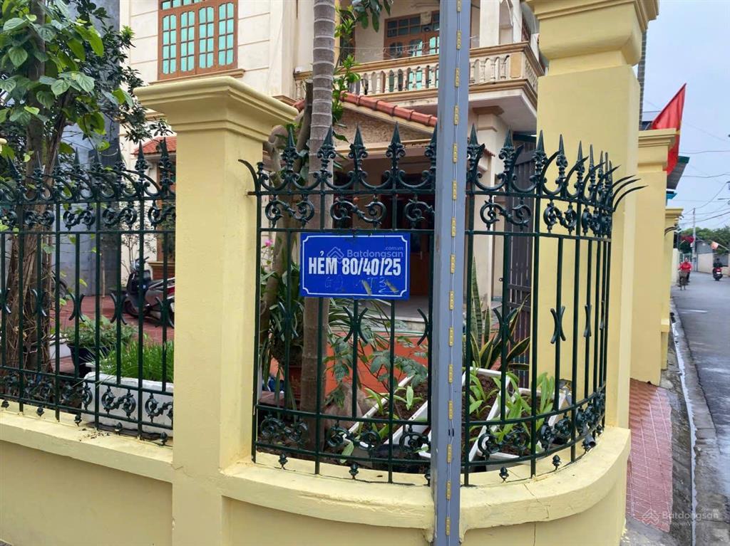 Chính chủ cần bán nhà 126m2x2 tầng thôn ngọc động đa tốn gia lâm giá nhỉnh 10 tỷ.  0983 814 ***.