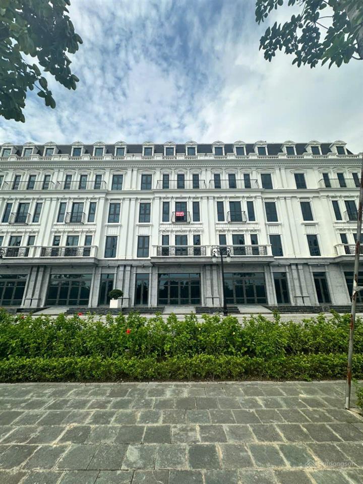 Cần bán liền kề jade lake residence mặt đường 60m kết nối starlake, tây hồ 145m2x6 tầng đường 60m
