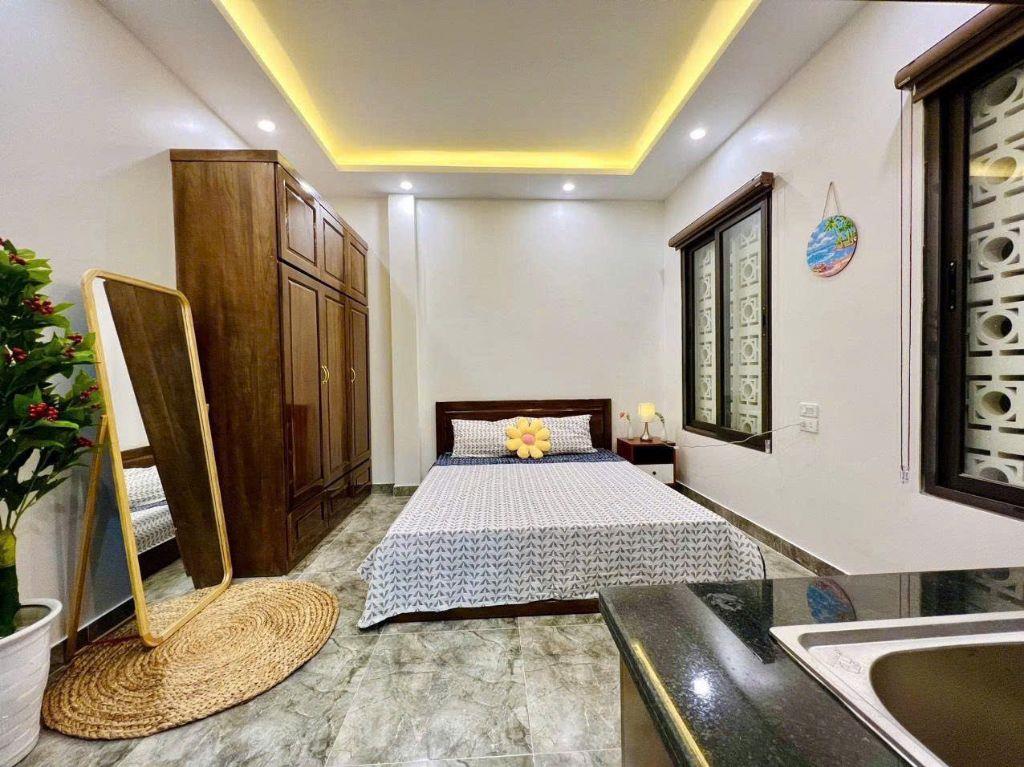 Chính chủ cho thuê nhà 50m2x4 tầng ngõ 120 Trần Cung giá 15tr.LH: Trần Minh:0983814882