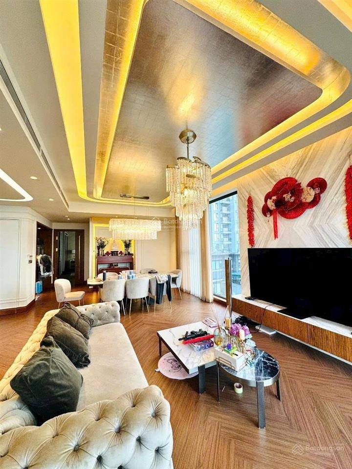 Nhà em bán lại căn hộ 168m2 loại 3pn đẹp udic westlake giá 95tr/m2.  0888 486 ***