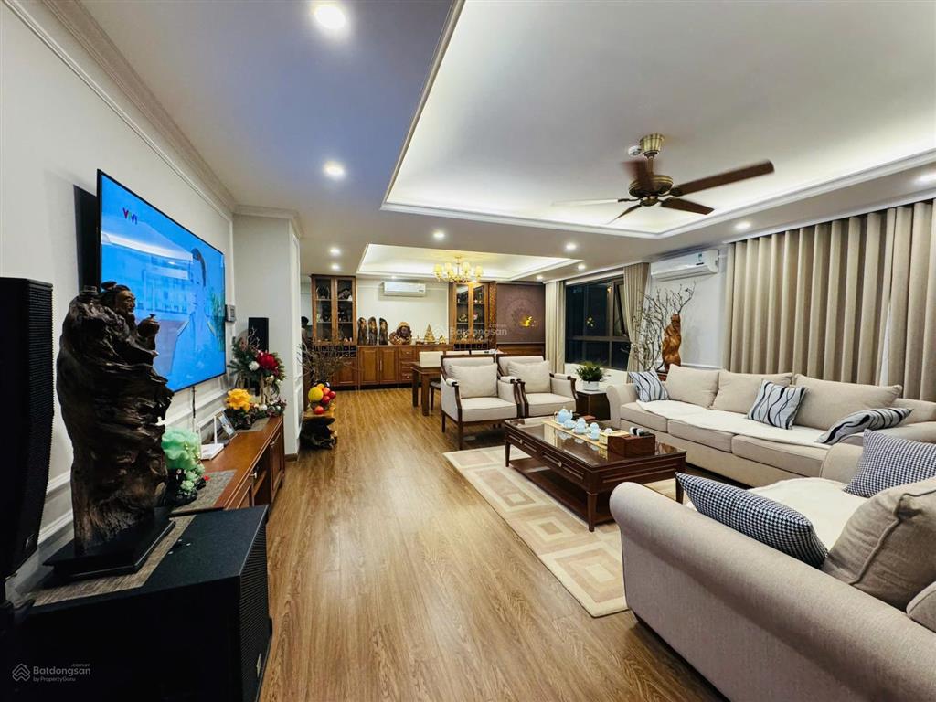 Nhà em cho thuê căn hộ 145m2 3pn full view hồ tây, tòa 249a thụy khuê.  0983 814 ***