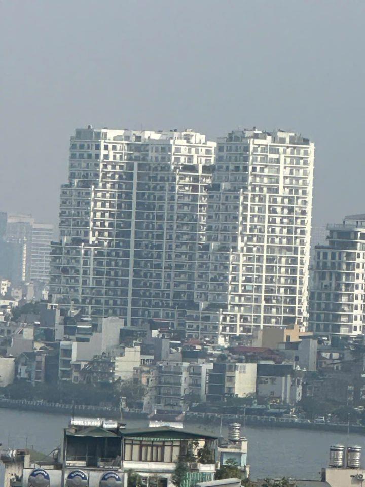 Chính chủ hạ giá sốc để bán căn hộ 112m2, 2PN view đẹp tòa Golden Westlake 14,5 tỷ.LH: 0888486262