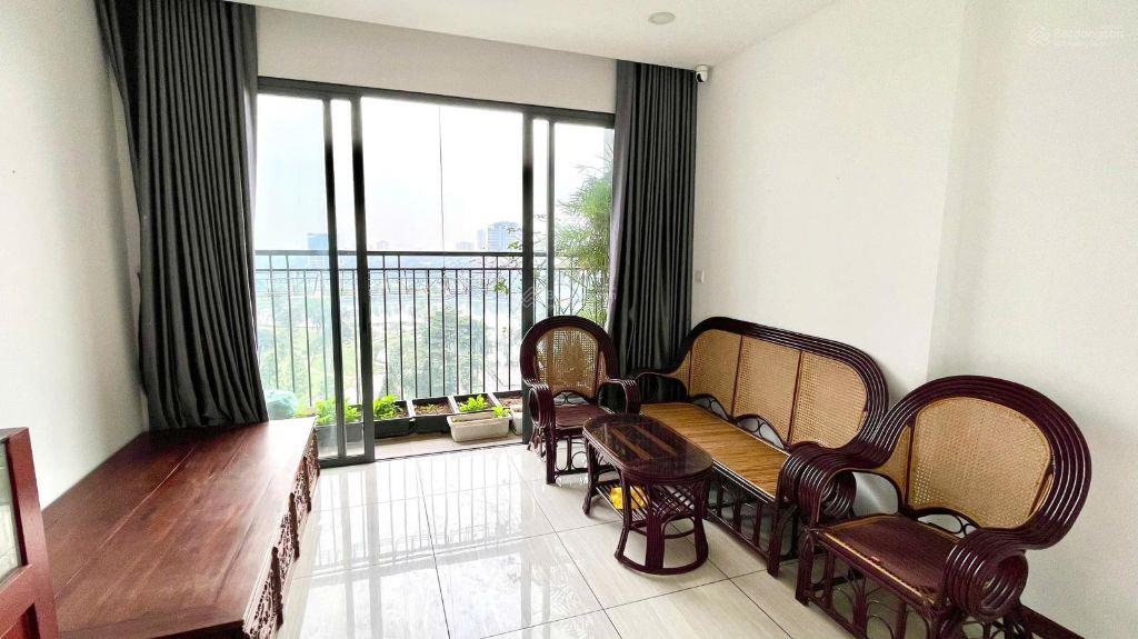 Nhà em bán lại căn hộ 2PN 62m2 tòa B6-Green Star 232 Phạm Văn Đồng giá nhỉnh 5 tỷ.LH 0983814882.