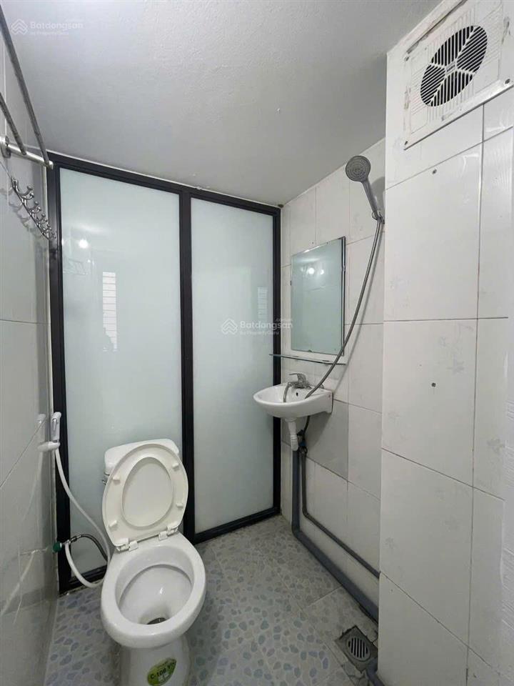 Cho thuê nhà riêng 3 tầng tại ngõ 164 đường vương thừa vũ