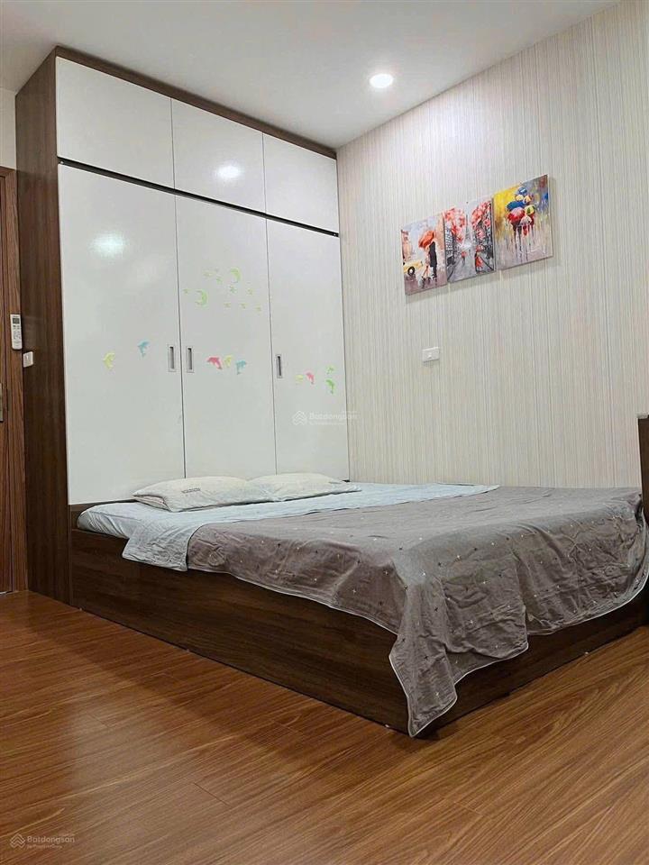 Cho thuê nhà trọ tại 213 giáp nhất, 2,4 triệu, 25m2, đầy đủ nội thất