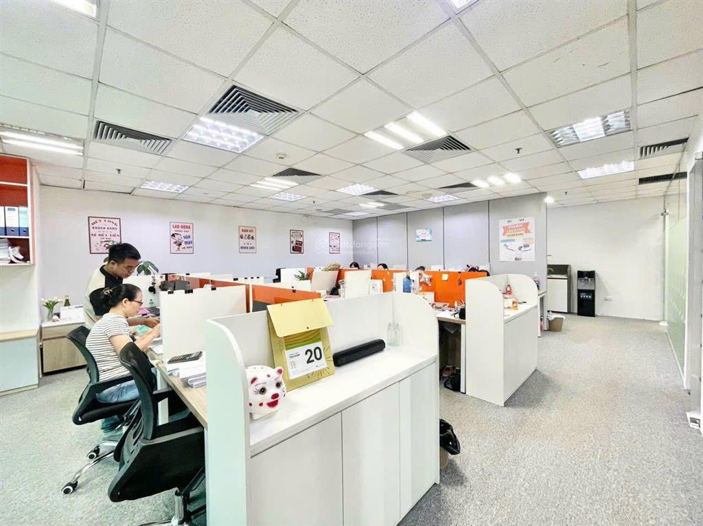 Cho thuê vp phố thái phiên gần vincom bà triệu hai bà trưng quanh 130m2 giá thỏa thuận