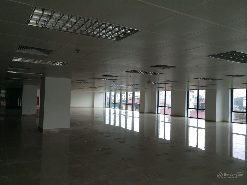 Cho thuê vp tòa n03t1 đoàn ngoại giao, diện tích 150m2 giá 150k/m2