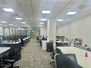 Cho thuê văn phòng 16 láng hạ, đống đa 120m2. giá 110k/m2/th