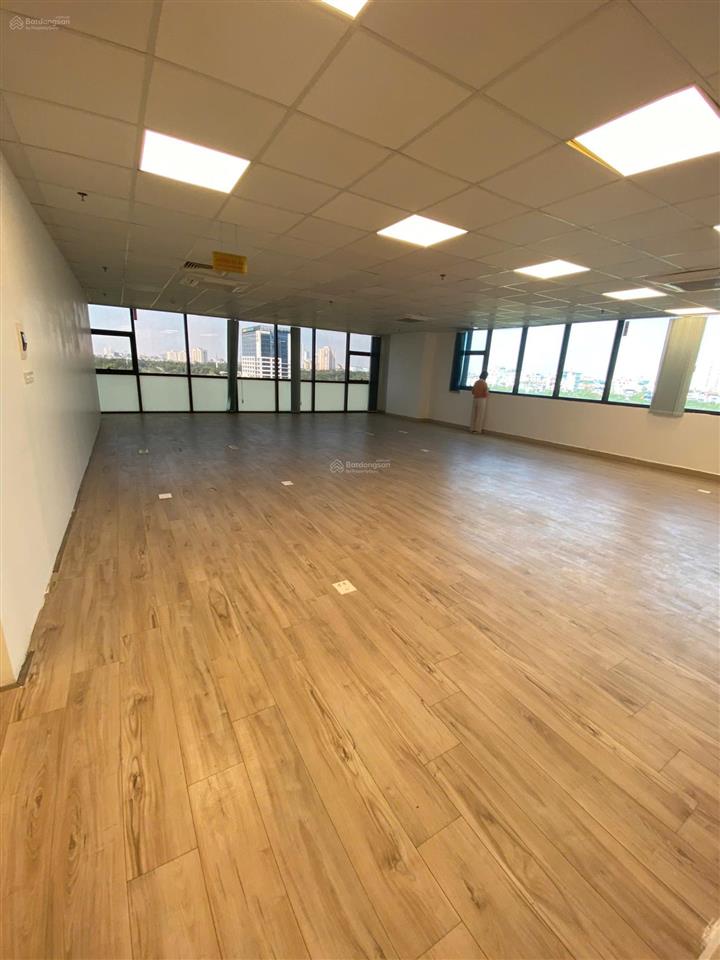 Cho thuê văn phòng phố nguyễn du, phường hai bà trưng 70m2