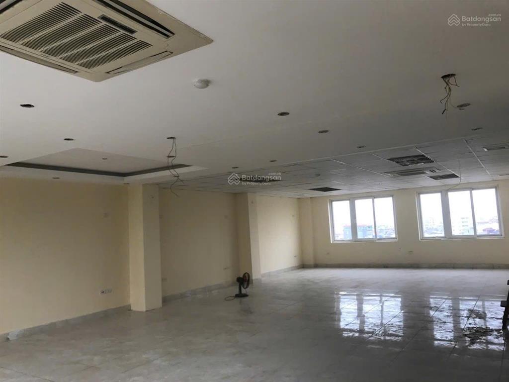 Cho thuê văn phòng khu bách khoa 27 đại cồ việt 120m² giá 15 triệu/tháng