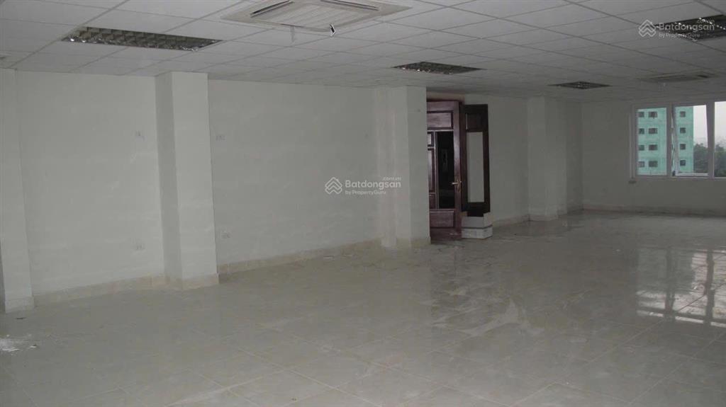 Cho thuê văn phòng khu bách khoa 27 đại cồ việt 120m² giá 15 triệu/tháng
