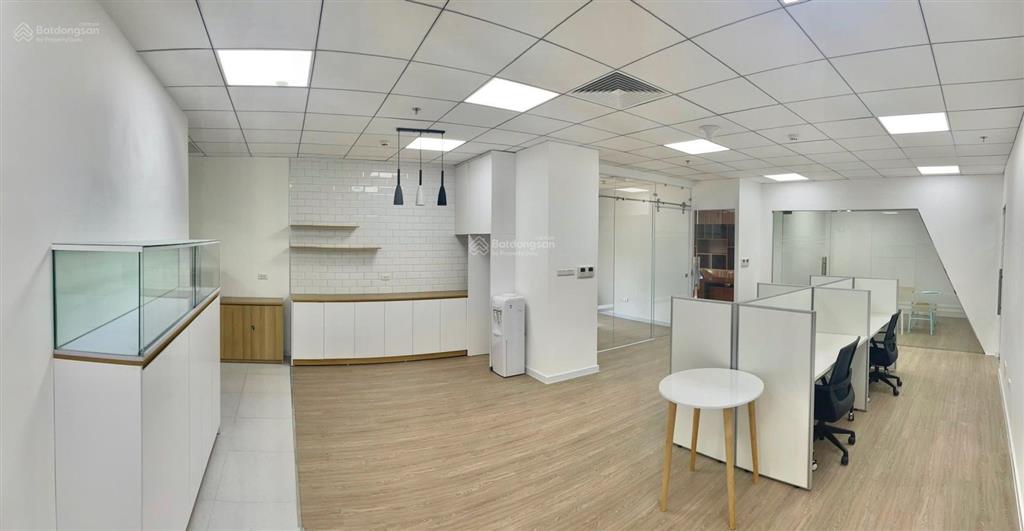 Cho thuê văn phòng toà học viện quốc phòng, quận tây hồ gần starlake 80m2, giá 120 nghìn/m2/th