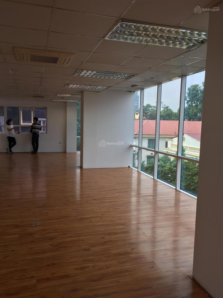 Cho thuê văn phòng tòa nhà hòa phát phố tân mai 200m2 giá 110 nghìn/m2/th