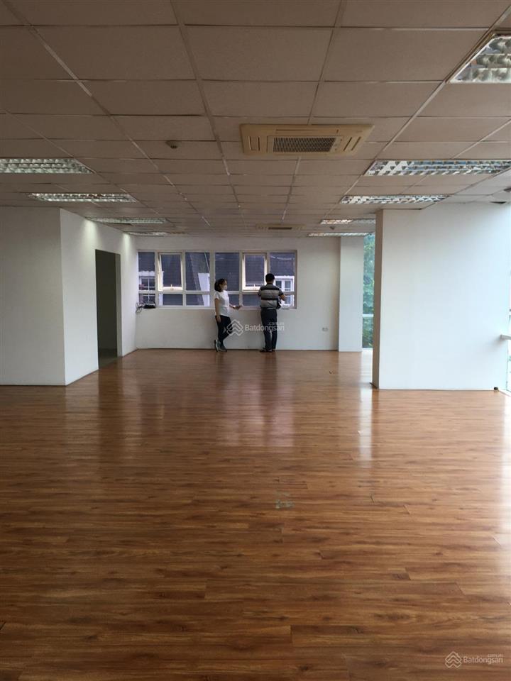 Cho thuê văn phòng tòa nhà hòa phát phố tân mai 200m2 giá 110 nghìn/m2/th