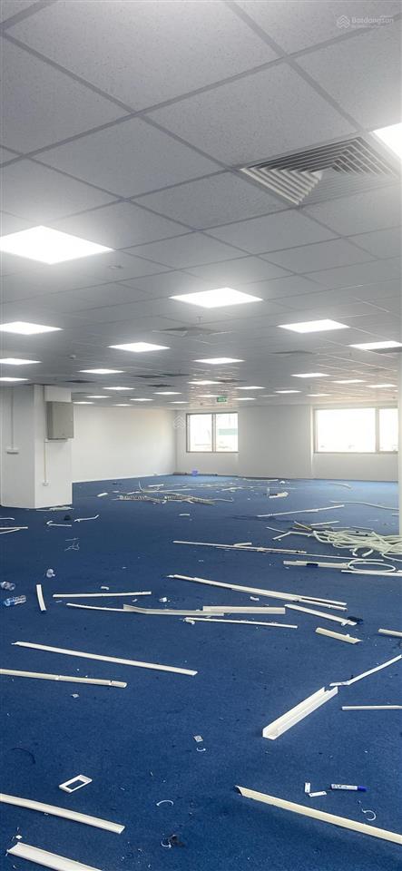 Cho thuê văn phòng tòa detech tower phố nguyễn phong sắc diện tích 450m2