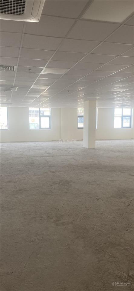 Cho thuê văn phòng tòa the rosary 89 lạc long quân 150m2, giá 120 nghìn/m2/th