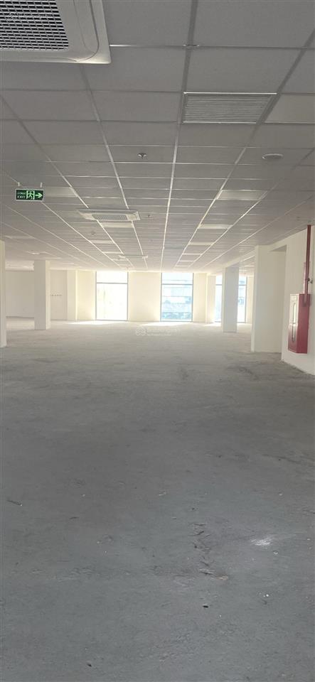 Cho thuê văn phòng tòa the rosary 89 lạc long quân 150m2, giá 120 nghìn/m2/th