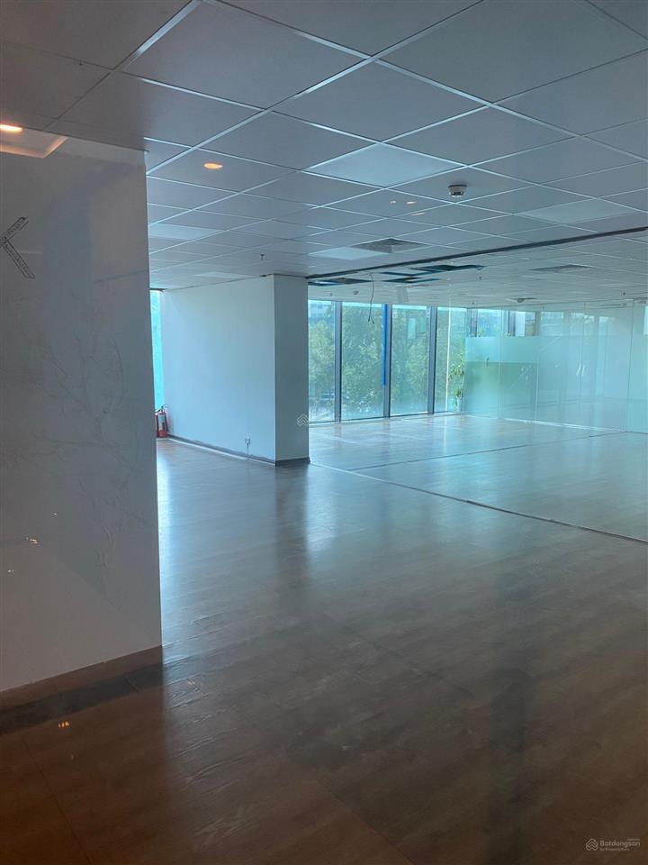 Cho thuê vp phố lê thanh nghị, hai bà trưng 300m2