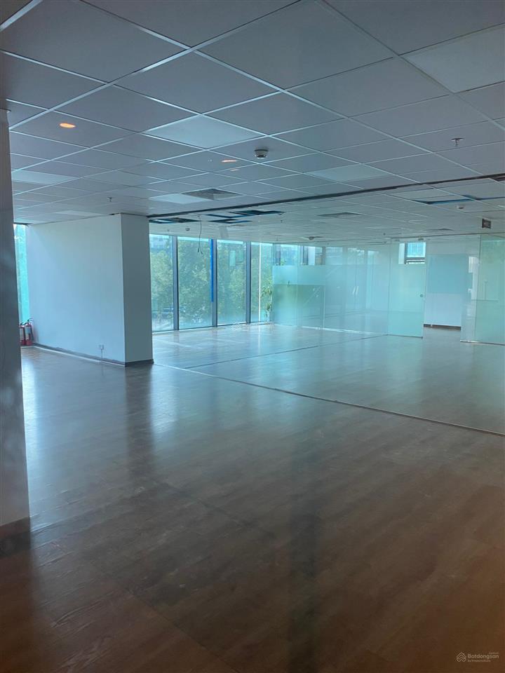Cho thuê vp phố lê thanh nghị, hai bà trưng 300m2