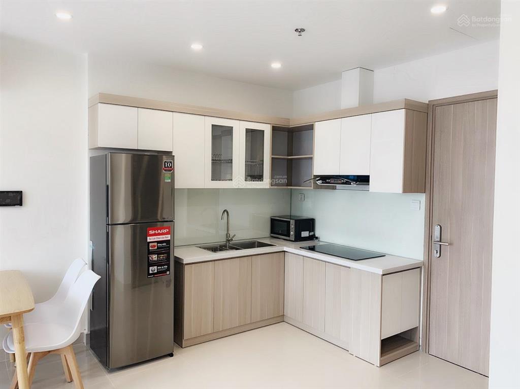 Chính chủ cho thuê căn 1pn + tại vinhomes smart city đủ đồ  giá 8tr/th  0989 848 ***