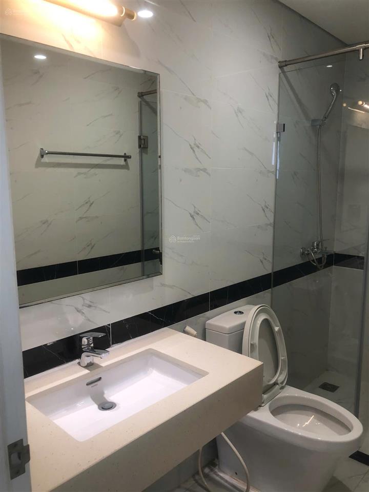 Mỹ đình pearl  em đang sẵn căn 1pn2pn đủ đồ vào ngay ạ  0989 848 ***