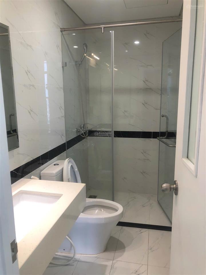 Mỹ đình pearl  em đang sẵn căn 1pn2pn đủ đồ vào ngay ạ  0989 848 ***