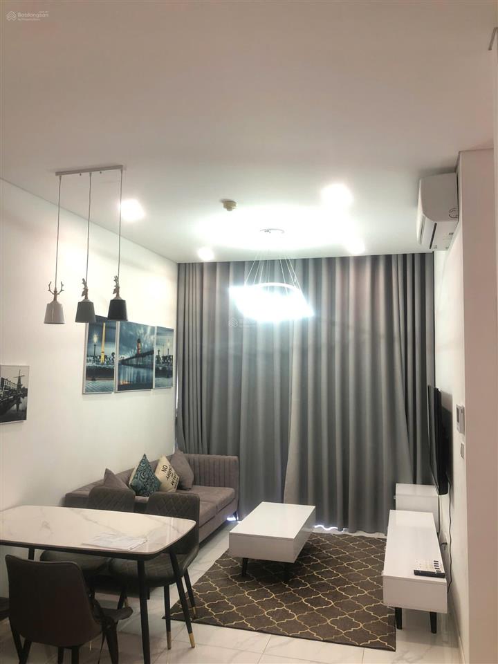 Mỹ đình pearl  em đang sẵn căn 1pn2pn đủ đồ vào ngay ạ  0989 848 ***