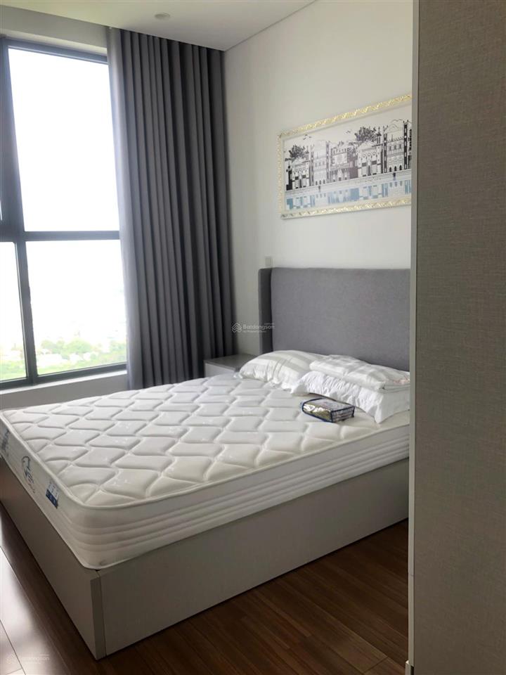Mỹ đình pearl  em đang sẵn căn 1pn2pn đủ đồ vào ngay ạ  0989 848 ***
