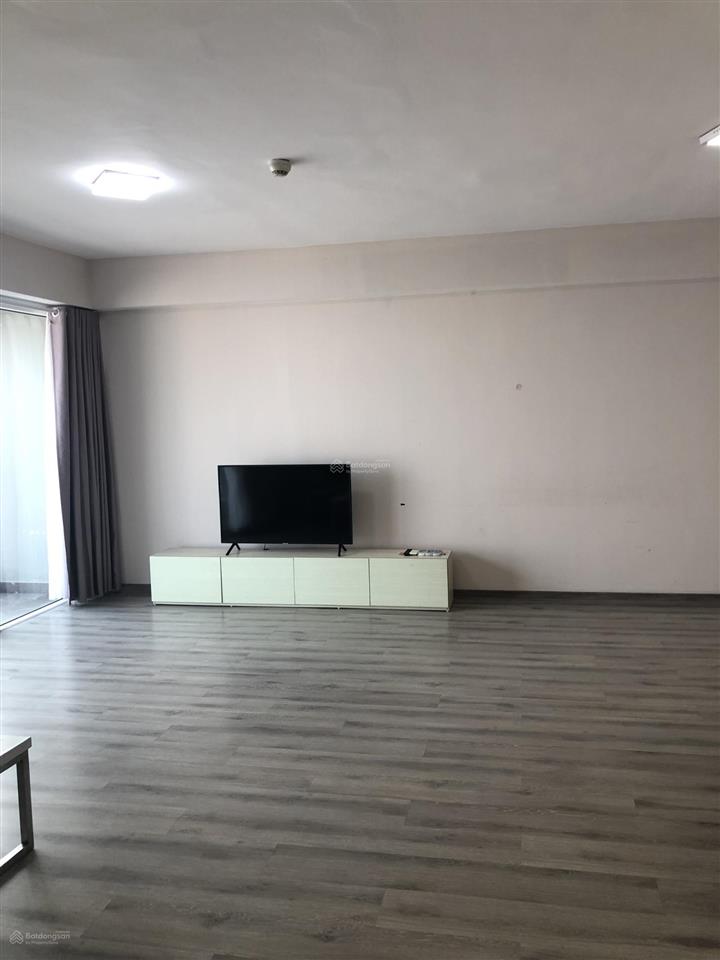 Cho thuê season avenue mỗ lao 133m2  3pn đủ đồ giá 17tr/tháng vào ngay  0989 848 ***