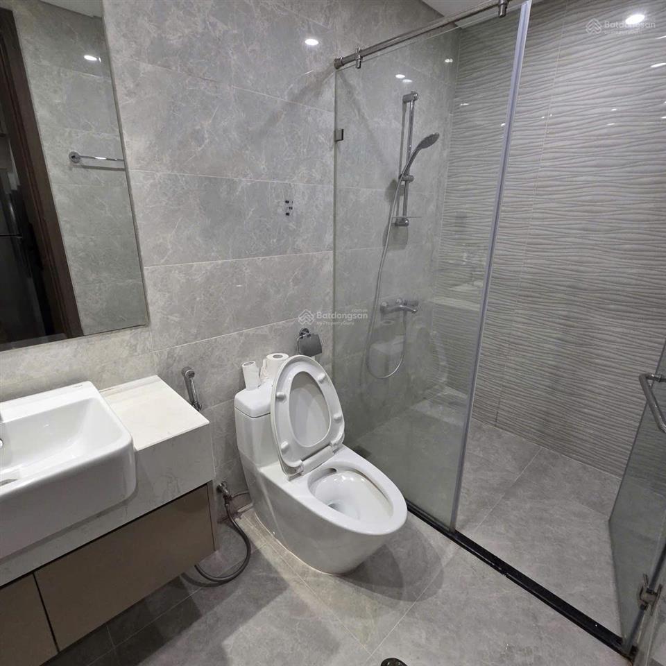 Hot bán căn studio đủ đồ  giá 11tr vào ngay.  0989 848 ***
