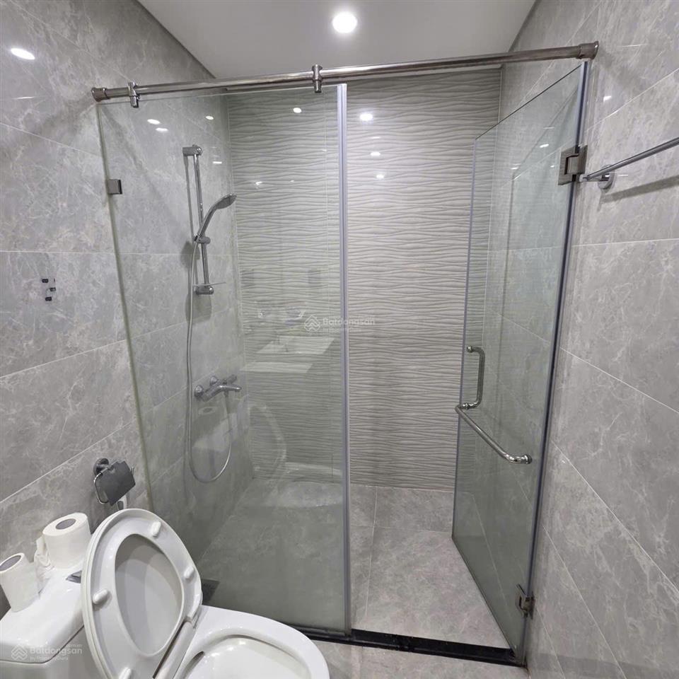 Hot bán căn studio đủ đồ  giá 11tr vào ngay.  0989 848 ***