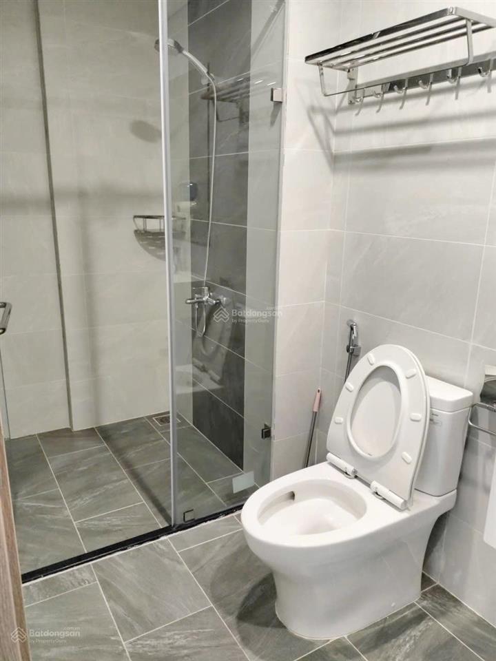 Cần tiền bán gấp căn 2pn 2vs, ban công đông nam view biển hồ