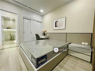 Cho thuê chung cư mipec tower 87m, 2 phòng ngủ đủ đồ  0915 651 ***