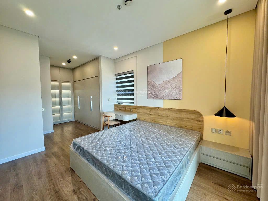 Căn hộ đẹp  cho thuê căn hộ 2 phòng ngủ full đồ 13 triệu/tháng tại roman plaza tố hữu