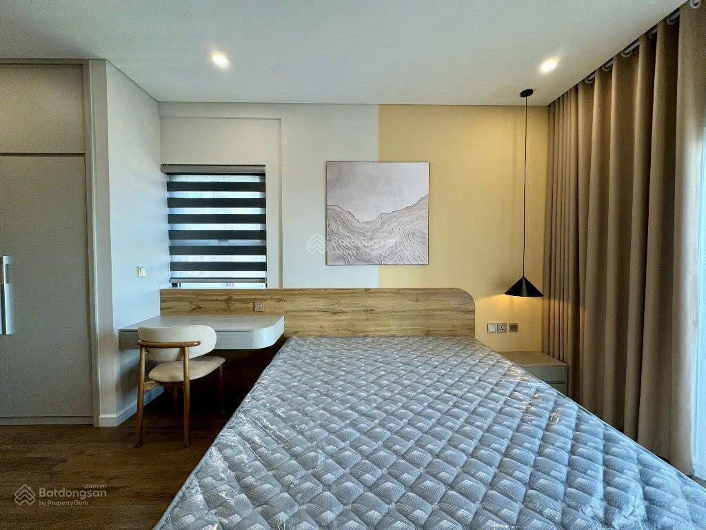 Căn hộ đẹp  cho thuê căn hộ 2 phòng ngủ full đồ 13 triệu/tháng tại roman plaza tố hữu