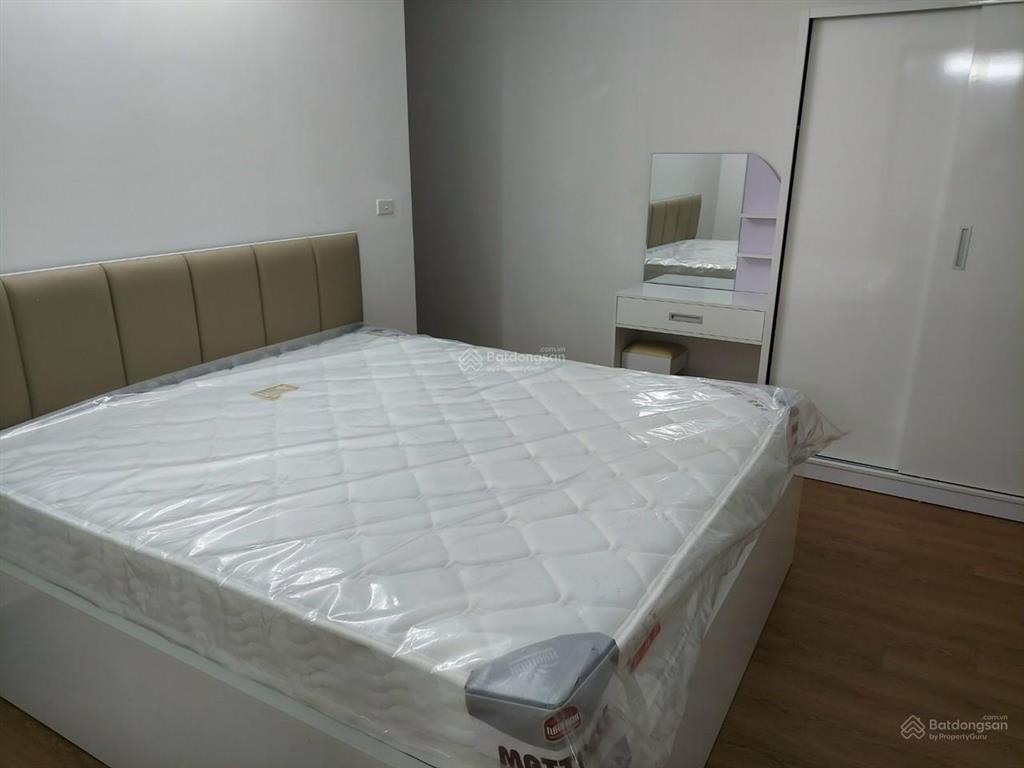 Cho thuê căn hộ central field 219 trung kính, 70m², 2pn, full nội thất, giá 14 triệu/tháng