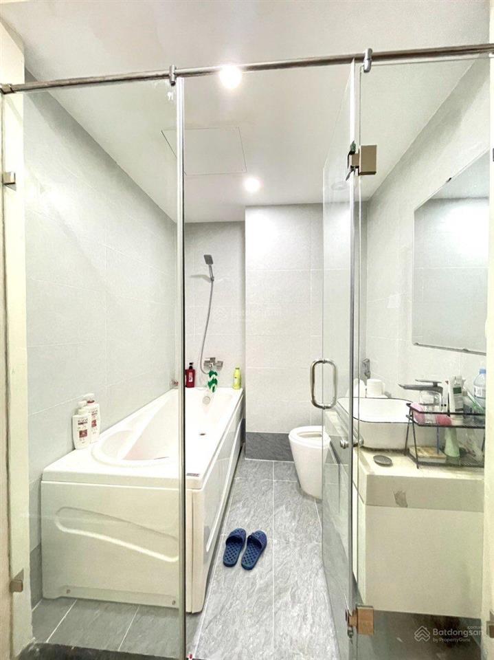 Cho thuê căn hộ gold season 47 nguyễn tuân 75m 2pn, 2wc full nội thất vào ở ngay  0915 651 ***