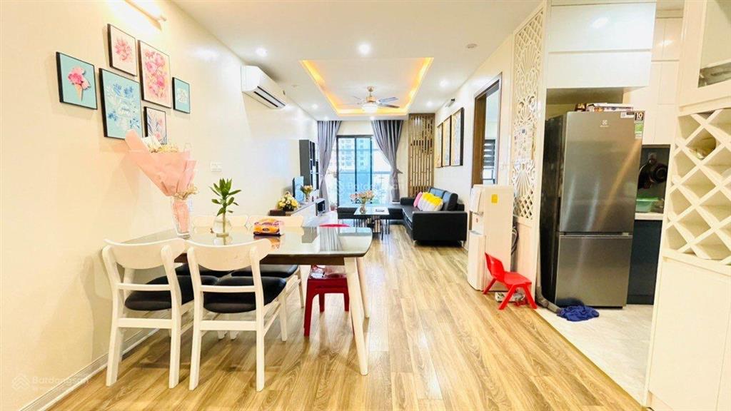 Cho thuê căn hộ gold season 47 nguyễn tuân 75m 2pn, 2wc full nội thất vào ở ngay  0915 651 ***