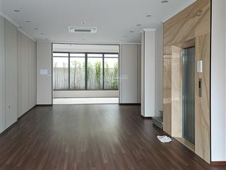 Cho thuê nhà lê đức thọ, mỹ đình. dt 100m, 5 tầng, ô tô đỗ cửa. giá 35 triệu