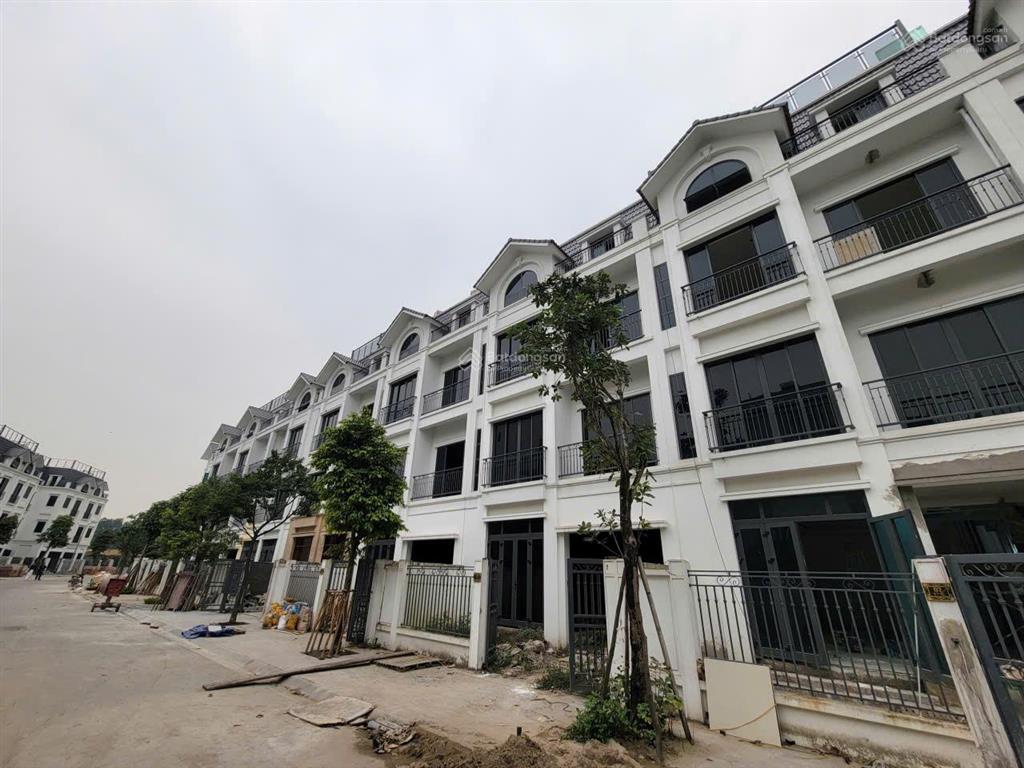 Cho thuê nhà riêng phú đô nam từ liêm. dt 90m, 4 tầng, mặt tiền 7m, thông sàn, thang máy.40 triệu