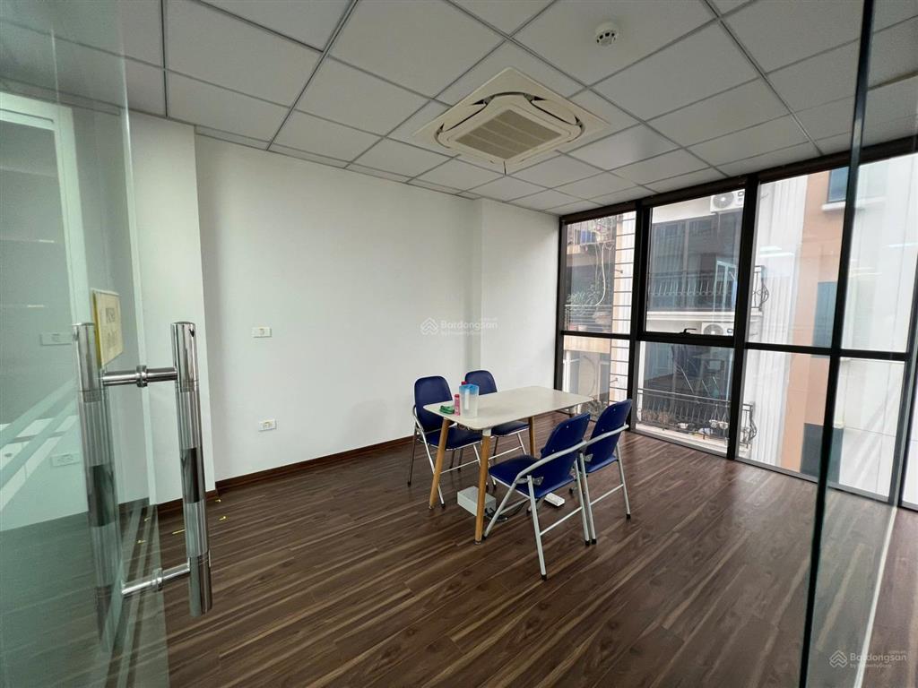 Cho thuê nhà riêng phố dương khuê, nam từ liêm. dt 65m, 6,5 tầng, thông sàn, có thang máy. 50 triệu