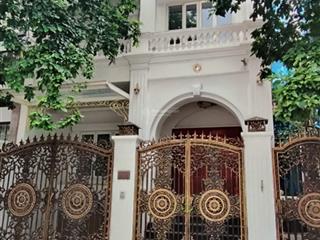 Cho thuê biệt thự trung văn, dt 165m, 4 tầng, mặt tiền 10m, 6 phòng. giá 36 triệu