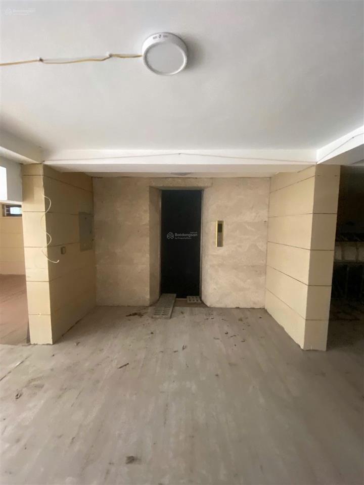 Cho thuê biệt thự kđt nam cường  bắc từ liêm. dt 200m2, xd 110m2, 4 tầng, 1 hầm, thang máy
