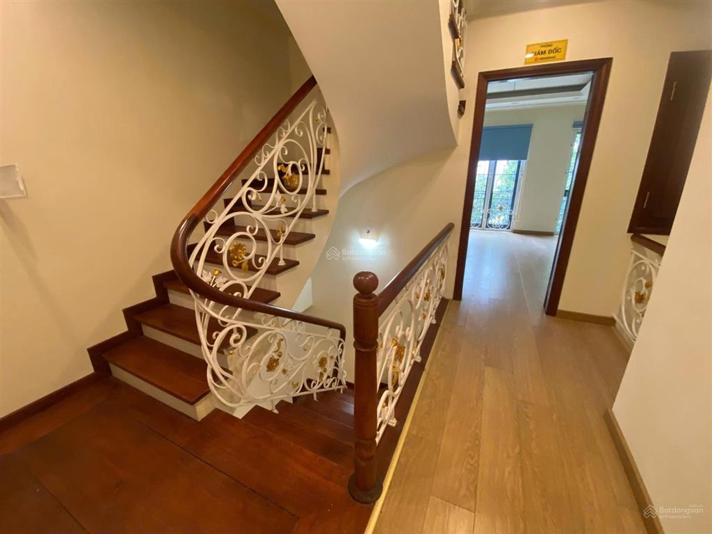 Cho thuê nhà liền kề five star đình thôn, dt 83m, 5 tầng, có thang máy, điều hoà. giá 65 triệu
