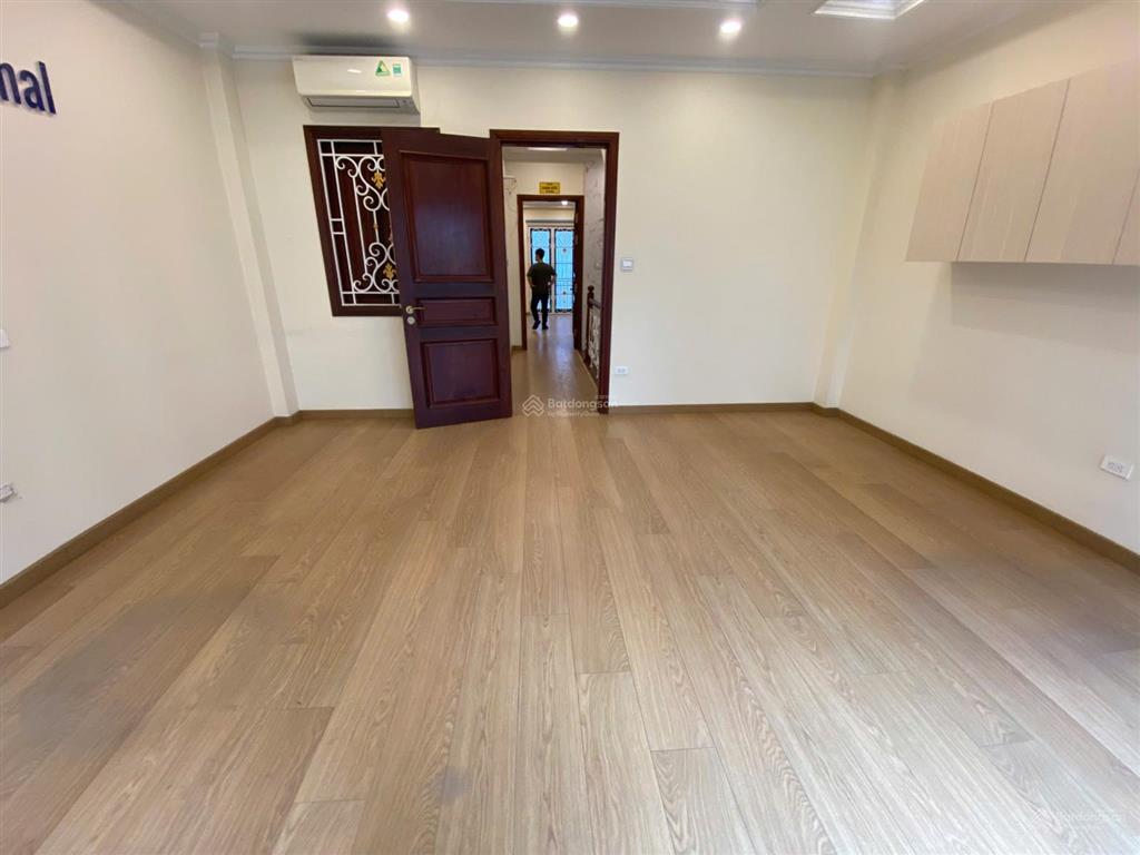 Cho thuê nhà liền kề five star đình thôn, dt 83m, 5 tầng, có thang máy, điều hoà. giá 65 triệu