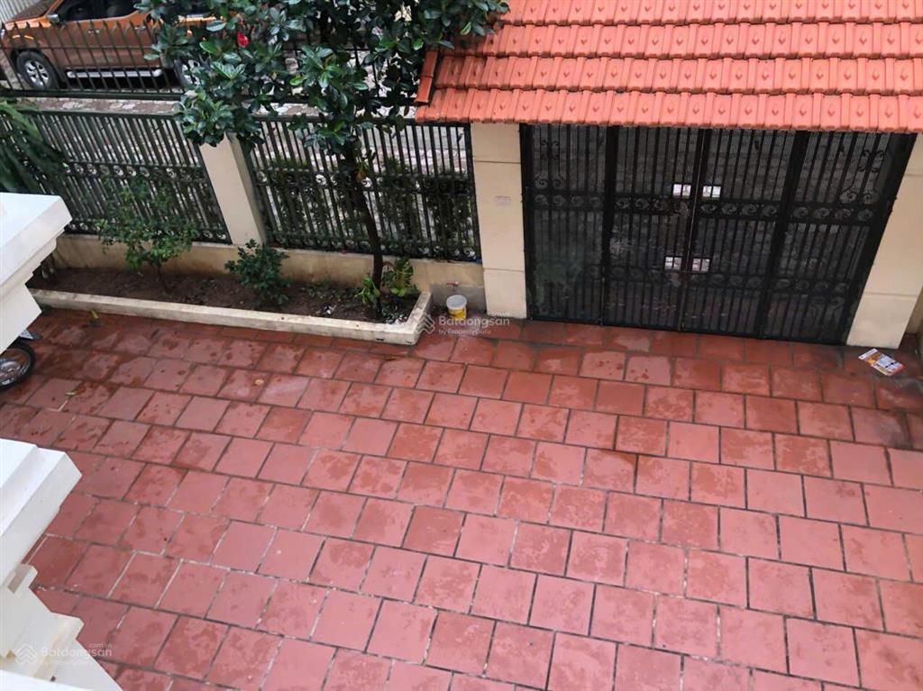 Cho thuê nhà biệt thự trung văn, nam từ liêm. dt 165m2, xd 85m2, 4 tầng, mt 10m. giá 36 triệu/tháng